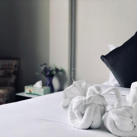 Lis Nimman Hotell Chiang Mai Exteriör bild